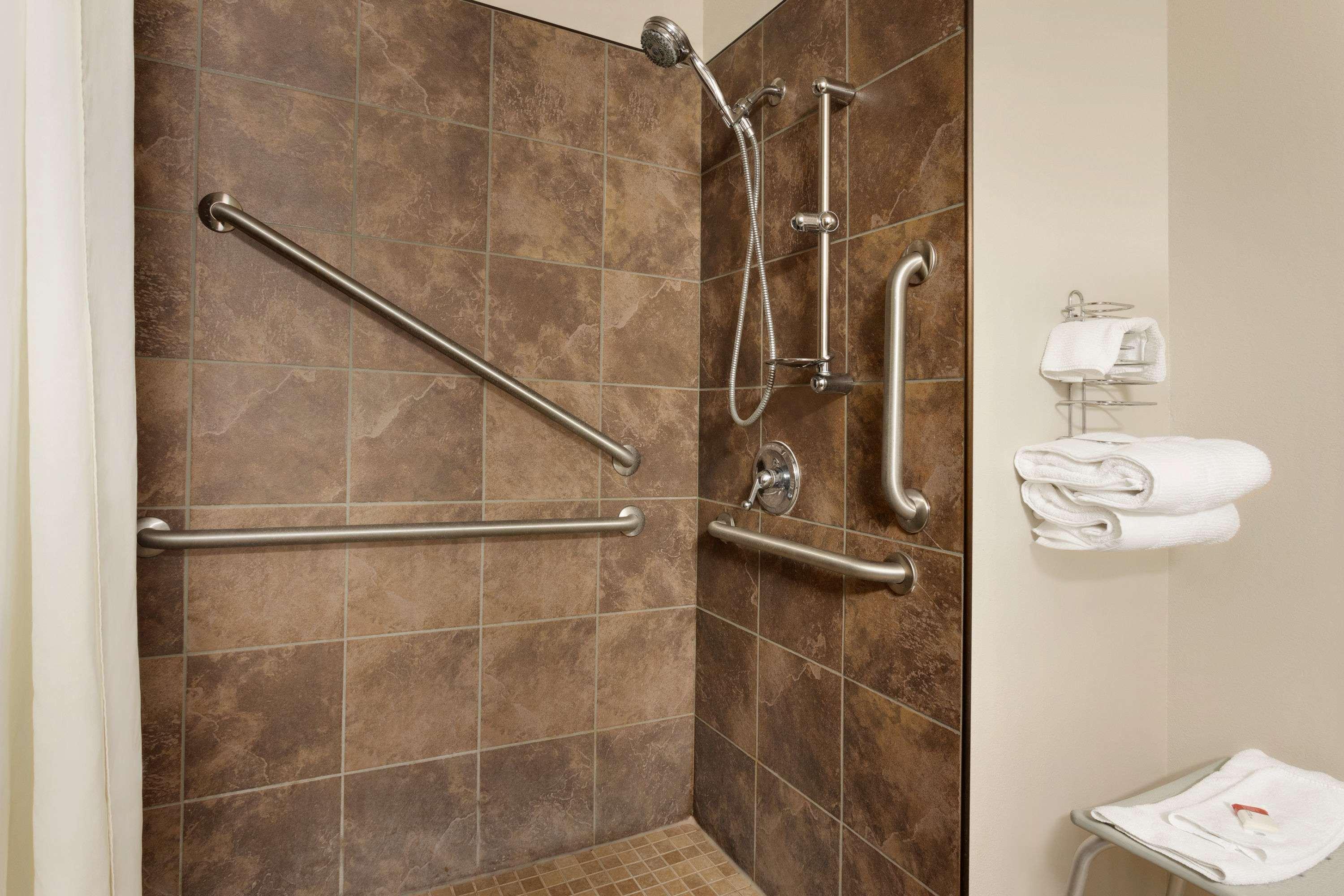 Travelodge By Wyndham Jefferson City Esterno foto